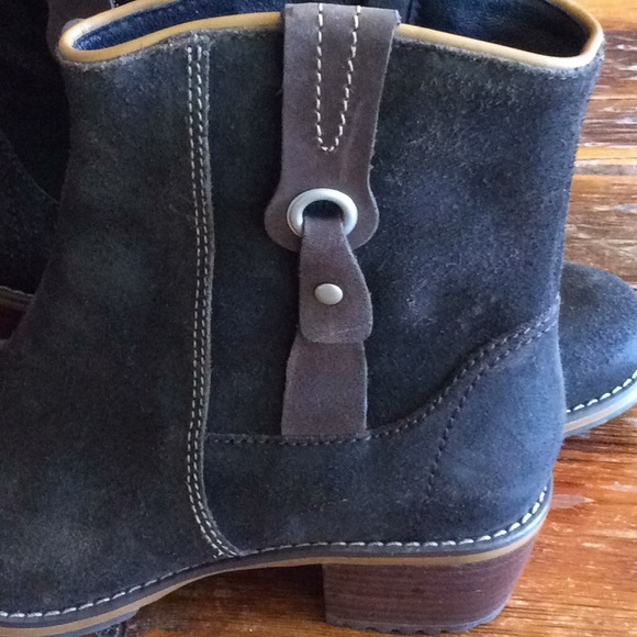 NWOT REDWING Natasha Suede Boots - Picture 7 of 7